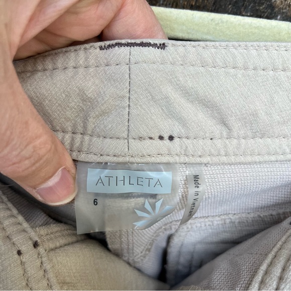 Athleta Take A Hike Snap Side Tan Hiking Skirt Sz 6 - Picture 4 of 11